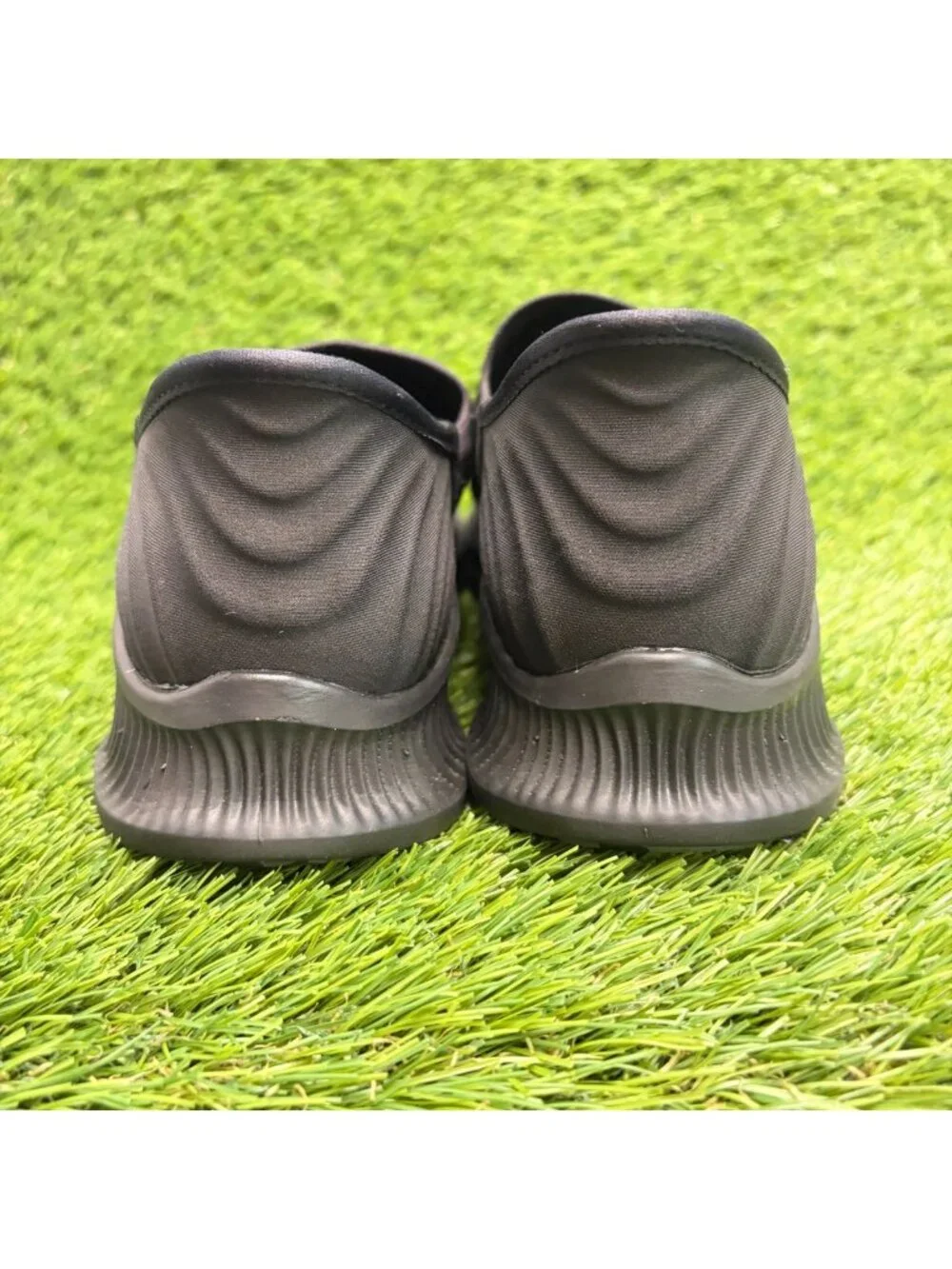 Skechers Go Walk Anywhere Womens Size 6.5 Black Running Slip-On Shoes Sneakers